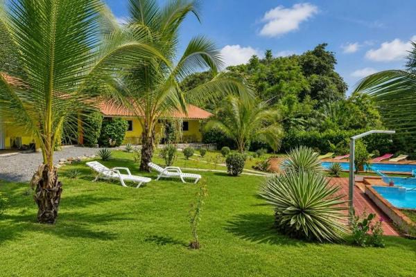 Property with 3 duplex & pool in las lajas