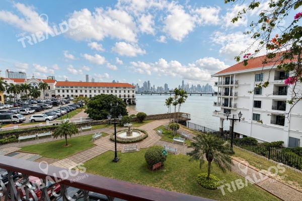 Residential building for sale in casco antiguo