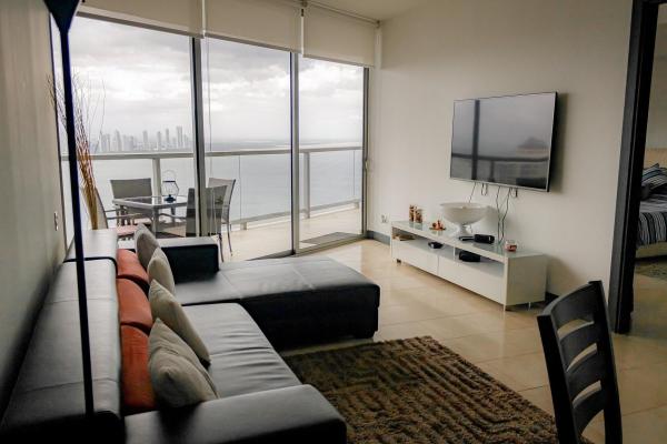 Condominio con vista al mar en ciudad de panamá panama