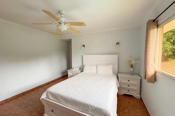 Condominio amueblado de 2 habitaciones en venta