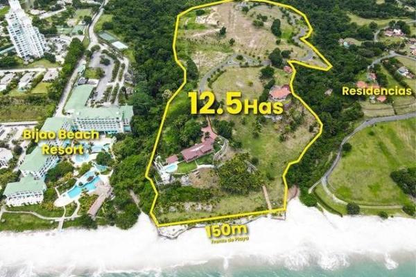 Land for development of a hotel with front beach