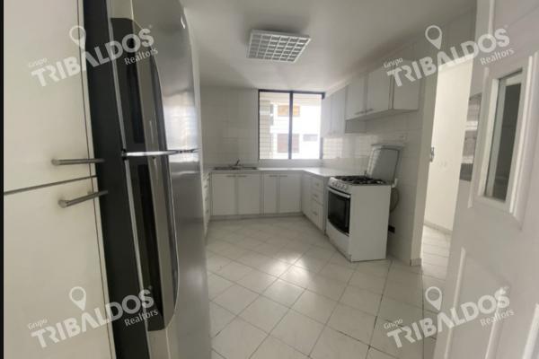 Venta de apartamento en ph coral reef avenida balboa