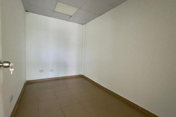 Commercial space for sale in condado del rey