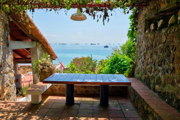Taboga island investment opportunity