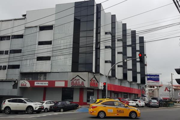 Casa gala building for sale or rent in calidonia