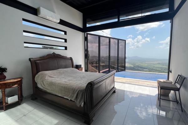 Modern villa, 3 independent guest house and views