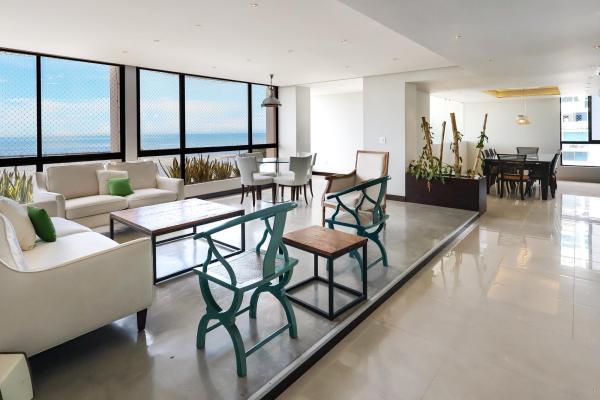 Apartment for sale in coco del mar oceanfront