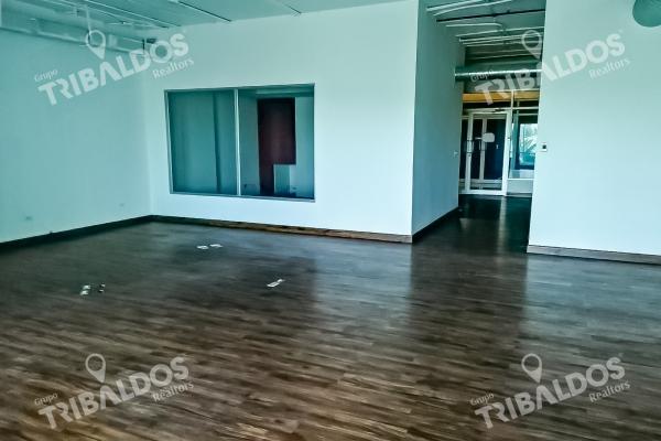Alquiler de oficina en ph plaza real, costa de este
