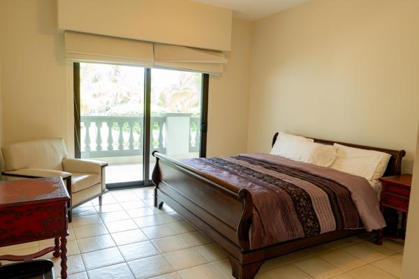 Lake view apartment in casa del sol buenaventura