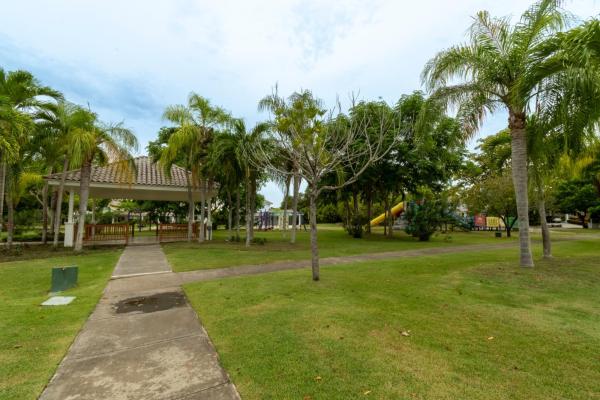 Apartamento con vista al mar en ph cocolí