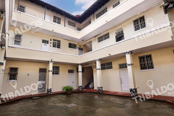 For sale building renting la riviera in colon