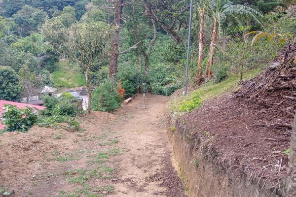 Cabaña con vistas al volcán barú en venta en jaramillo