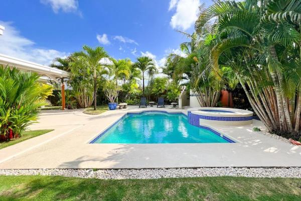 Hermosa casa privada en venta en coronado.
