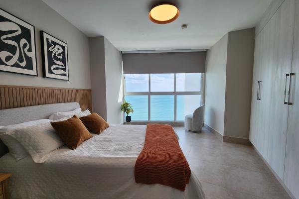 Venta de apartamento en ocean waves nueva gorgona