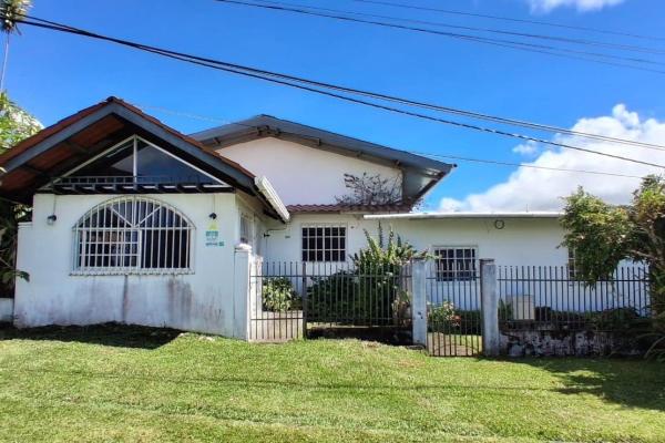 House in boquete chiriqui investment type 3 units
