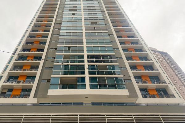 Large apartment at an excellent price