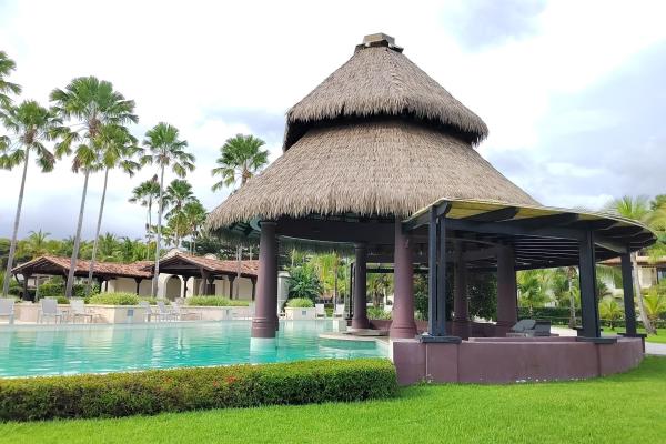 Elegante apartamento en buenaventura con vista al lago y la naturaleza