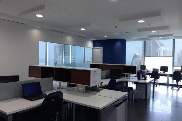Spacious and functional office in oceanía – 231.49