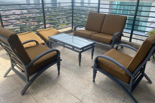 Venta de apartamento en golf tower, altos del golf