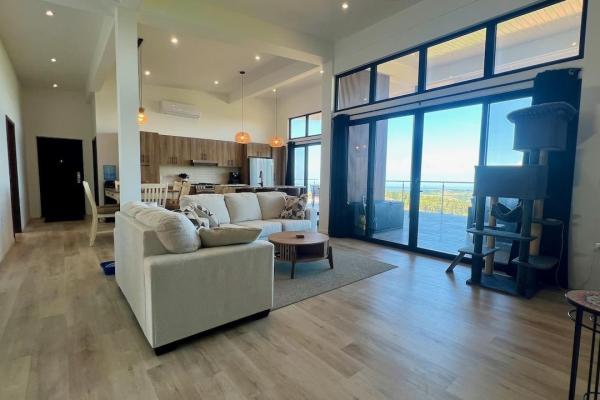 Full solar mountain villa