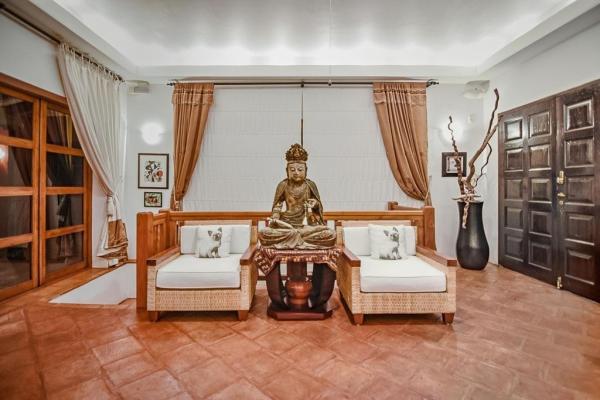 Villa esplendorosa, lujosa propiedad con vistas al mar