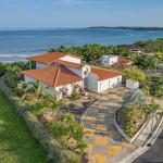 Beachfront villa in costa pedasi