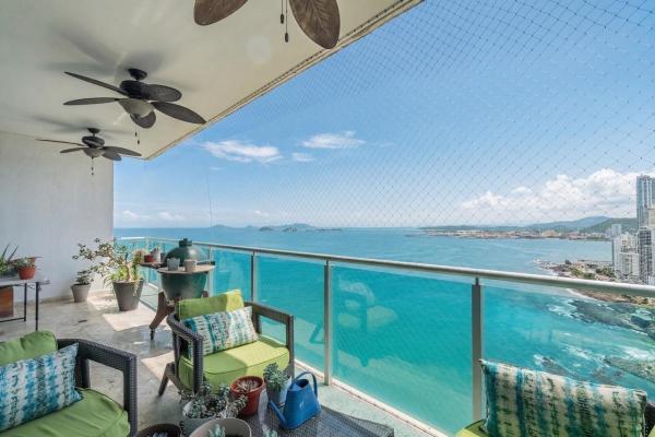 Exclusive 3-bedroom apartment with spacious layout