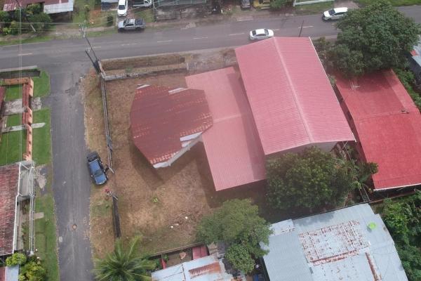 Land with warehouse for sale santiago-veragua