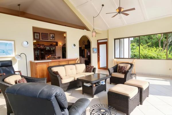 Se vende casa de montaña con impresionantes vistas en altos del maria