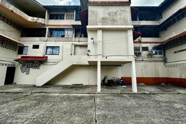Selling two rented apartment buildings in perejil