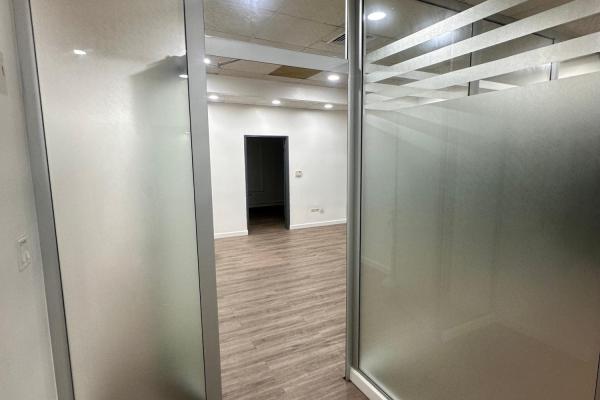 4 locales comerciales contiguos en venta | plaza colón | disponibles juntos