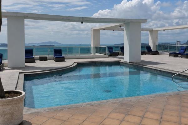 Apartamento con vista al mar