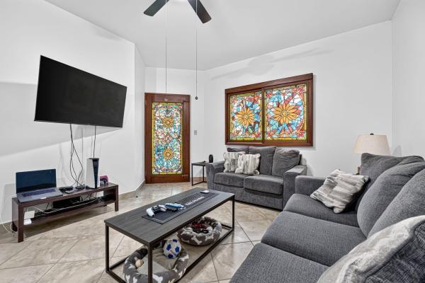 Condominio exclusivo en el tercer piso en valle escondido boquete