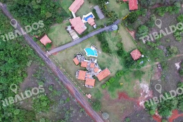 Venta de casa de playa en sea cliff, con piscina