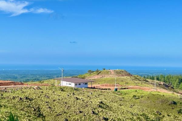 Full solar mountain villa