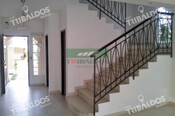 Venta de casa en villa valencia
