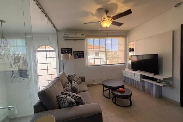 House for sale in villa valencia, south coast