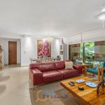 Apartamento con terraza en embassy club courtyard