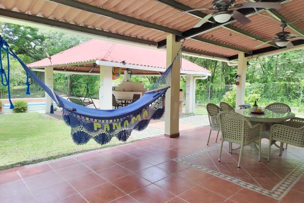 Espectacular propiedad campestre con piscina en cabuya, chame
