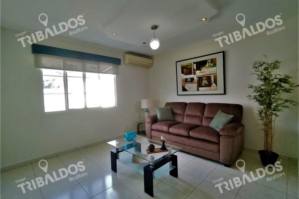 Venta de casa adosada en villa de las azores en villa lucre