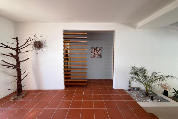 Casa privada con piscina y amplio terreno en coronado