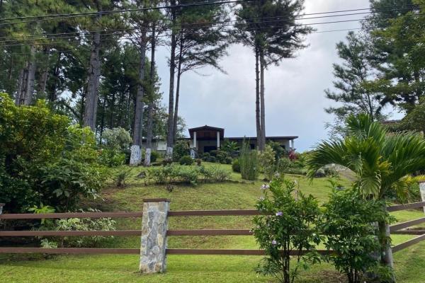 Se alquila casa amoblada ubicada en altos de maría