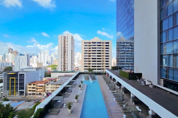 Oficina a estrenar - sortis business tower 105 m2