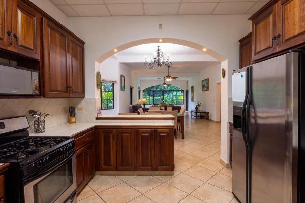 Amplio apartamento amueblado en planta baja en valle