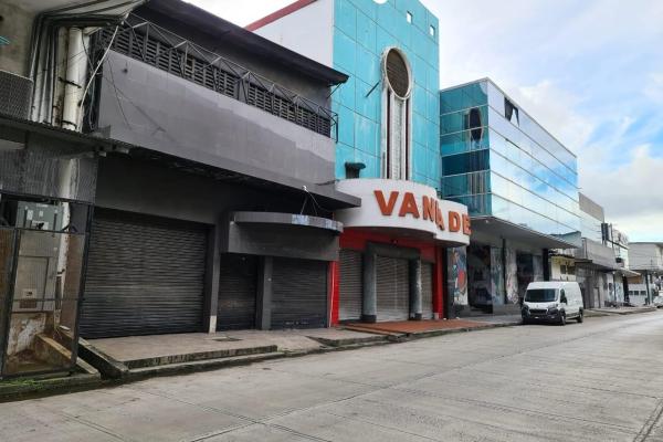 Venta de local comercial en la zona libre de colón