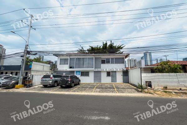 Venta de casa comercial en san francisco