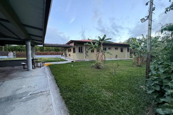 Amplia y completa casa residencial