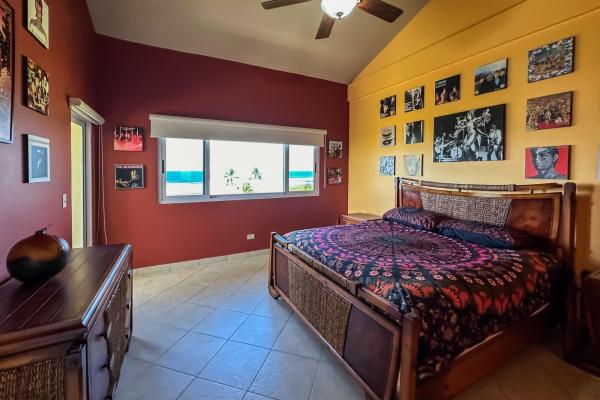 Condominio frente al mar en venta en playa la barqueta chiriquí panamá