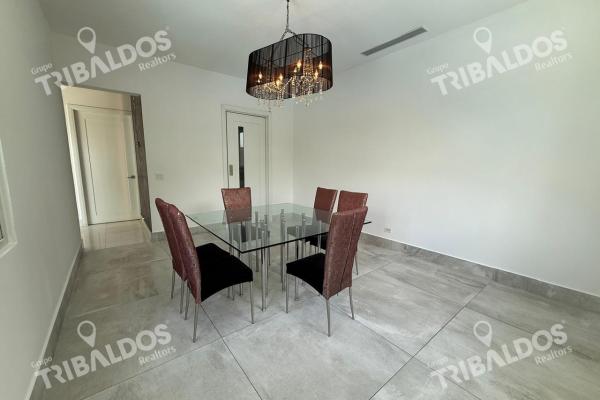 Sale of house in santa maria