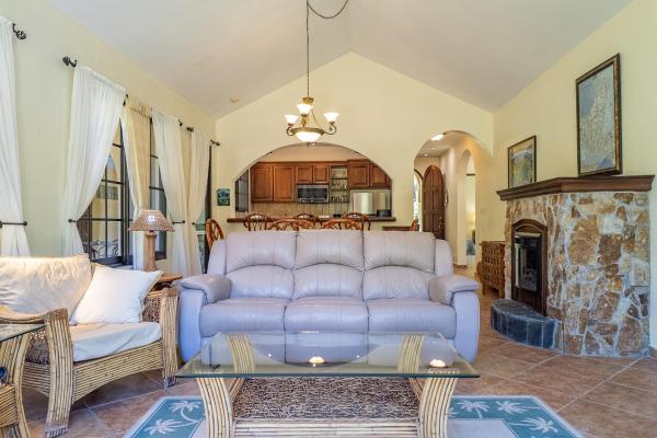 Villa dúplex de 3 dormitorios en el centro de boquete